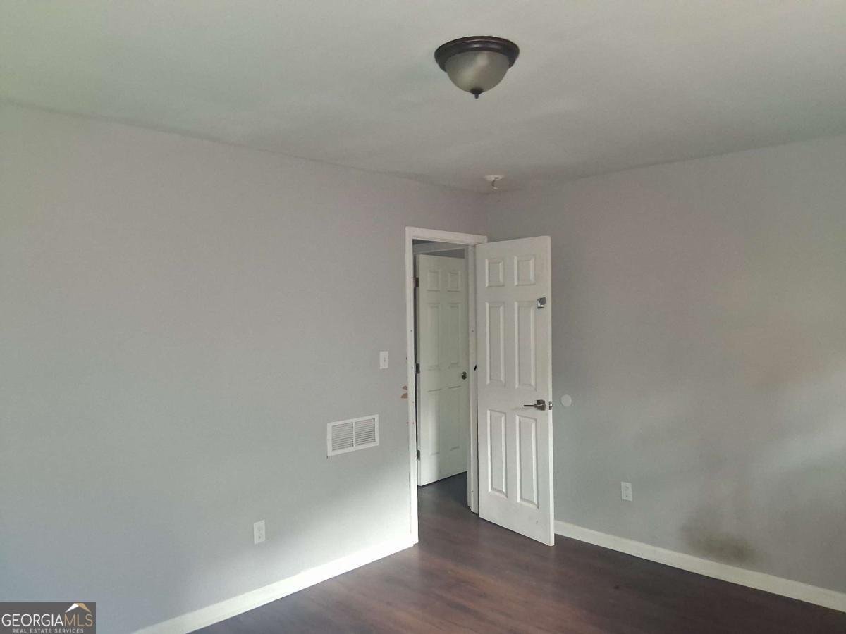 1032 Valley View Road Atlanta - Photo 16