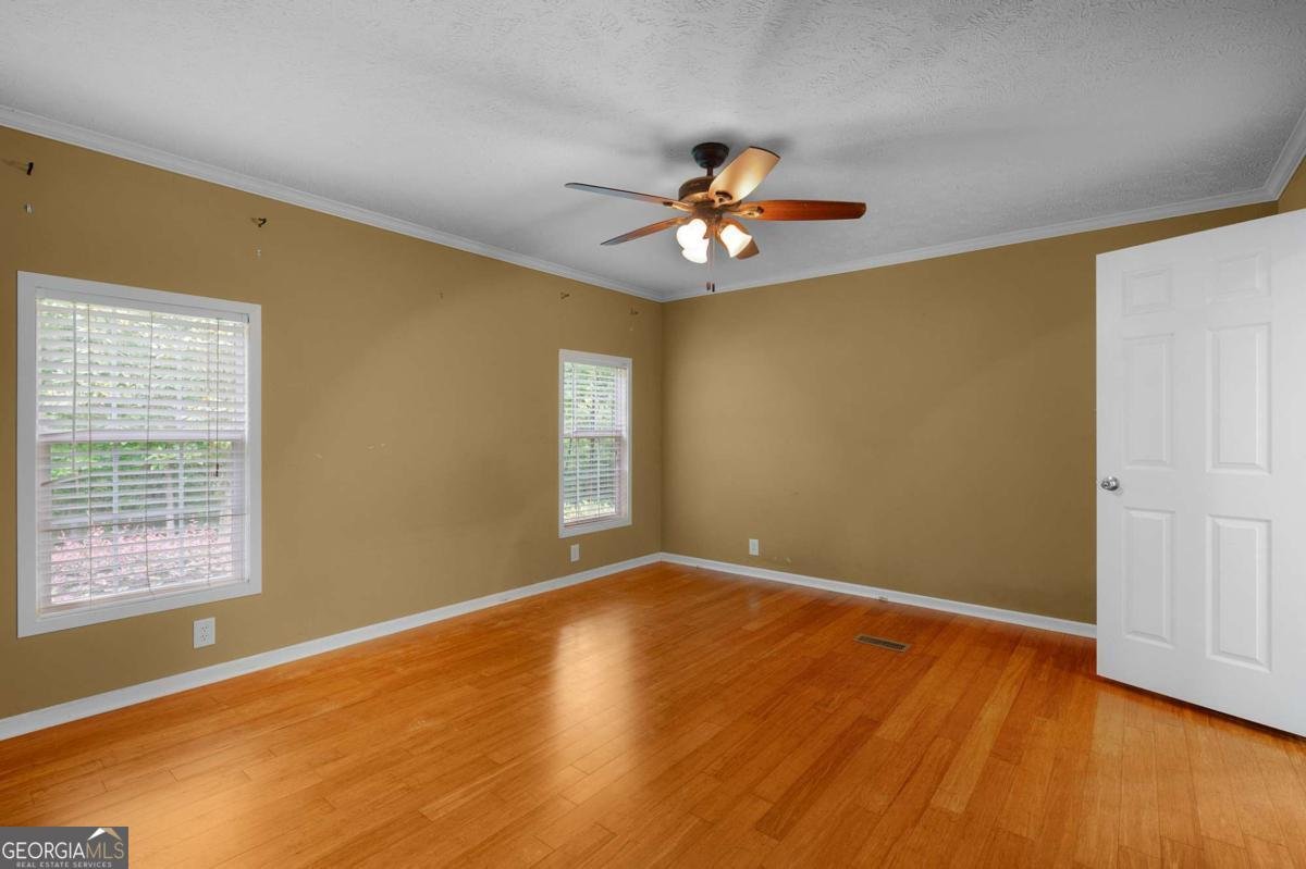357 Katie Lane Chatsworth - Photo 18