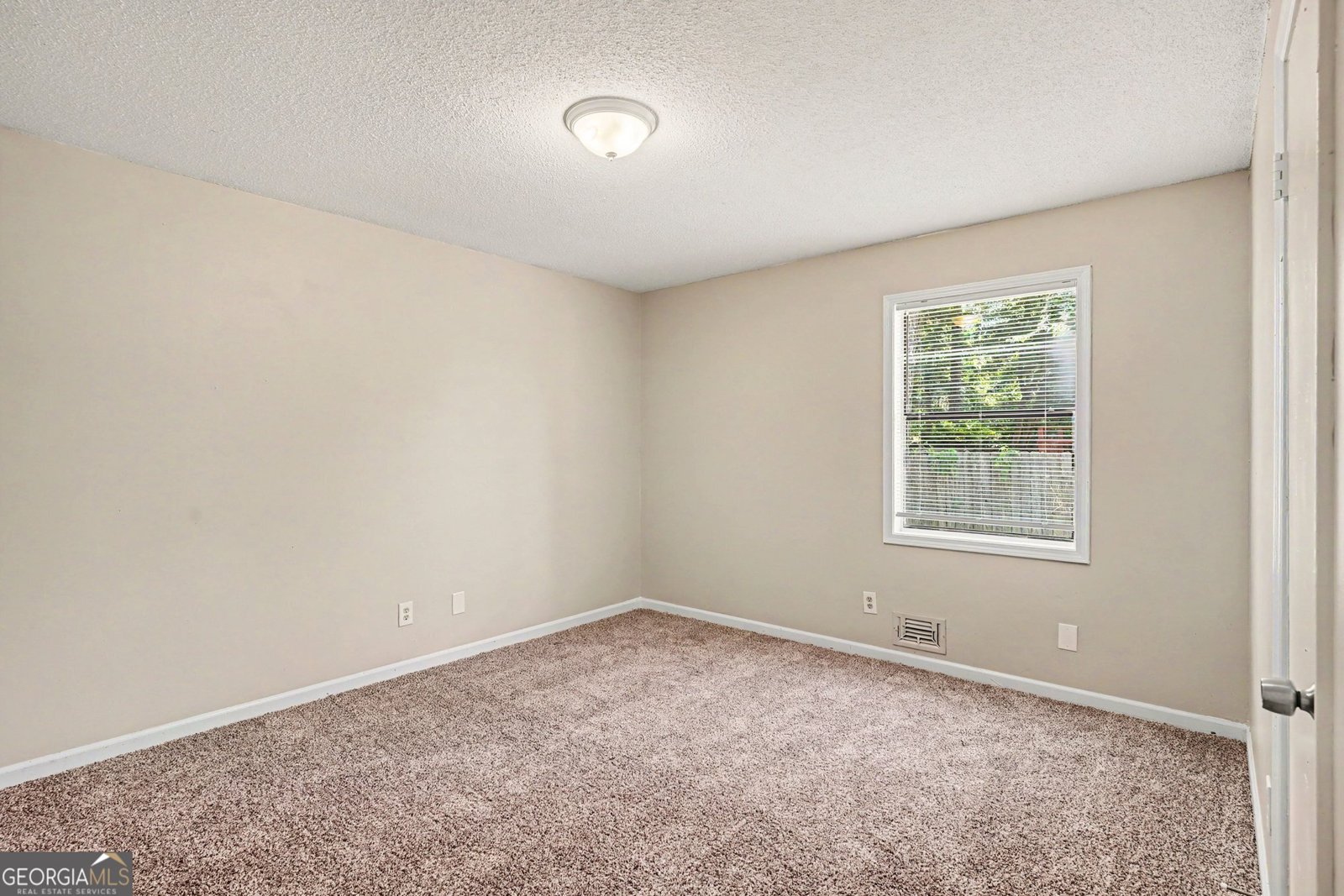 3431 Underwood Court Conyers - Photo 13