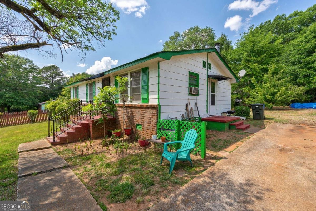 943 Clairmont Avenue Comer - Photo 15