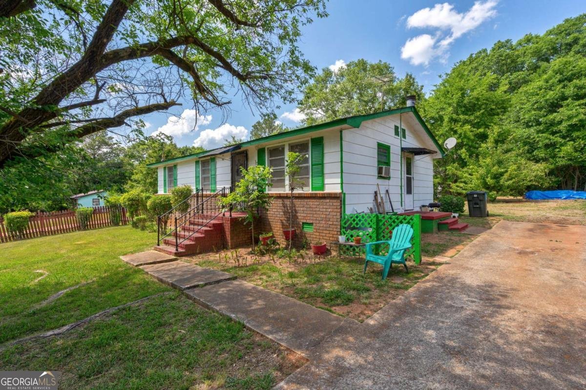 943 Clairmont Avenue Comer - Photo 16