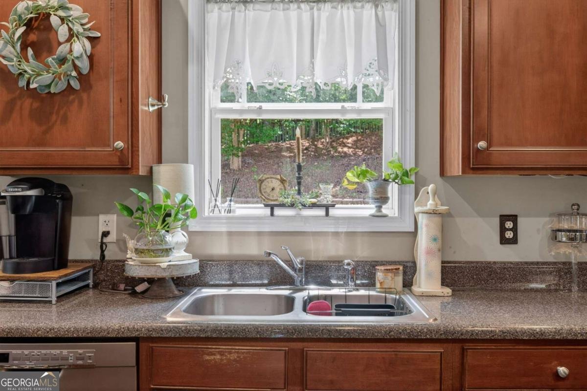 613 Hemlock Court Villa Rica - Photo 13