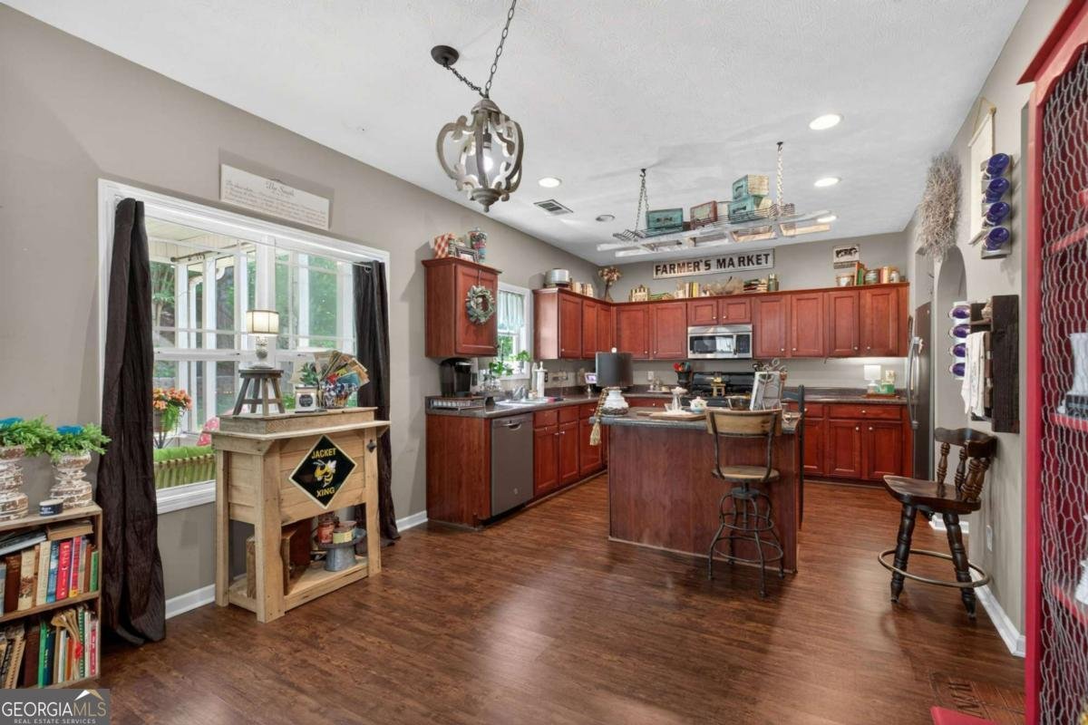 613 Hemlock Court Villa Rica - Photo 9