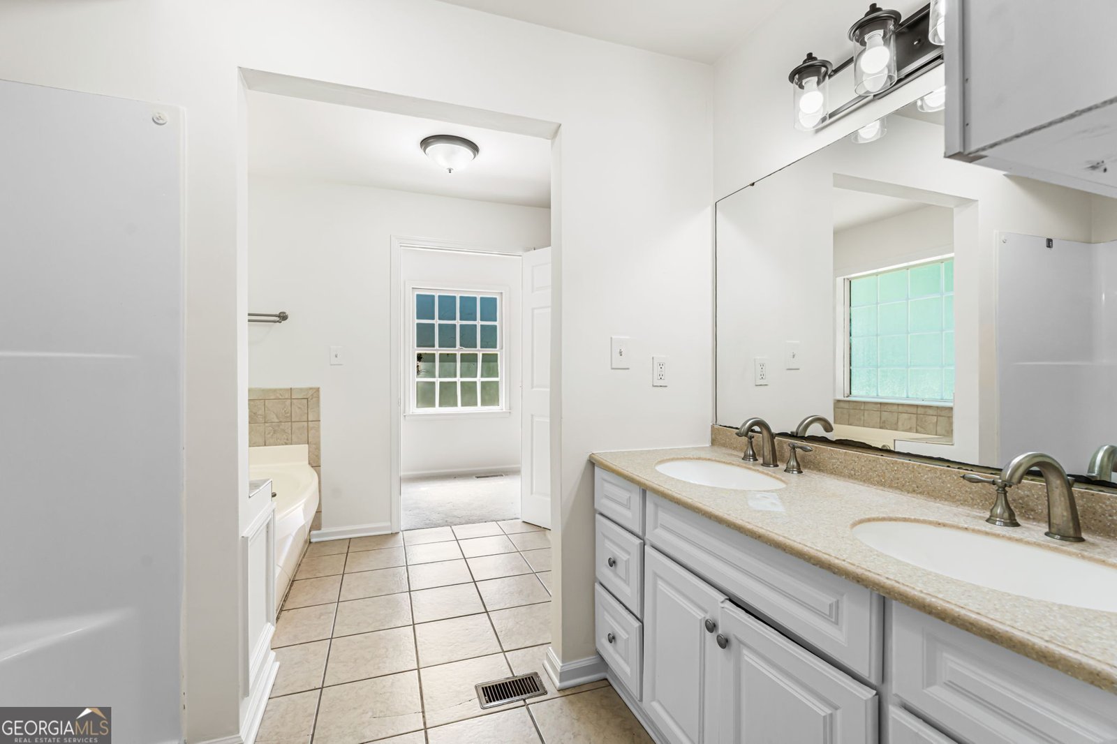 611 Fairmont Drive Macon - Photo 19