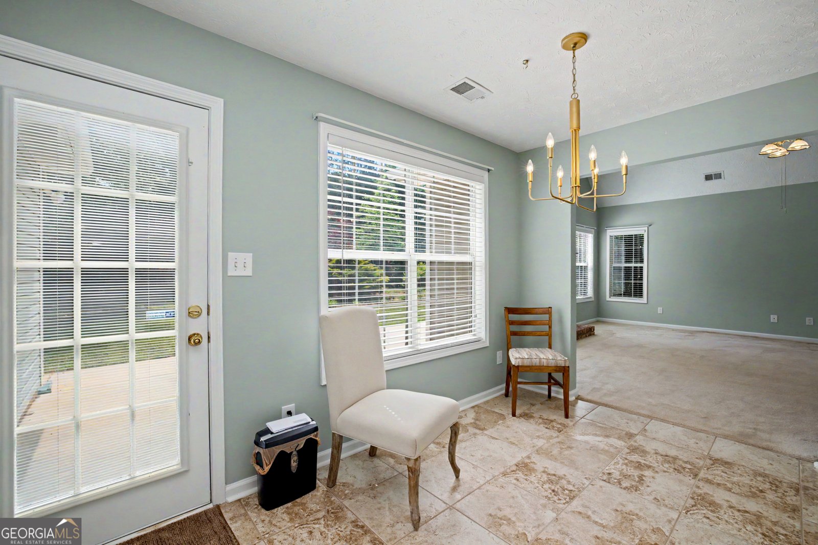 240 Albertas Court McDonough - Photo 13