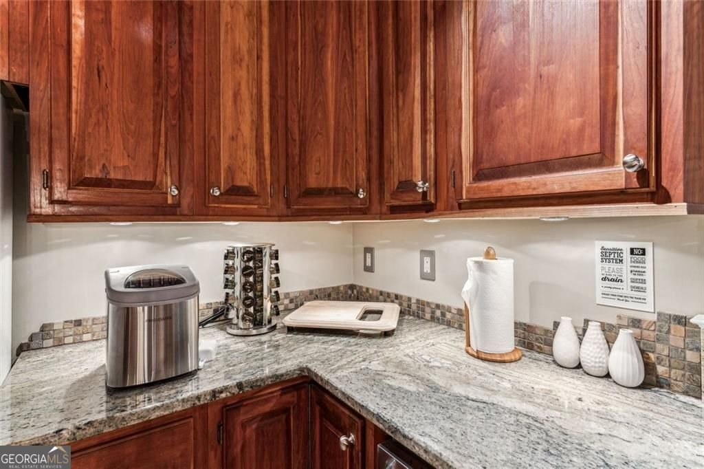 889 Granny Branch Drive Blue Ridge - Photo 10