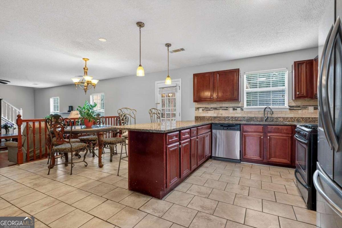 11961 Markham Way Hampton - Photo 7