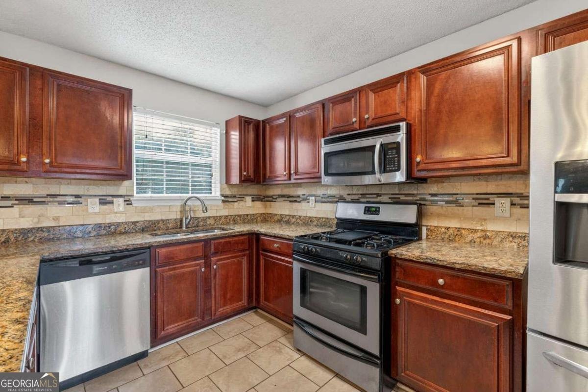 11961 Markham Way Hampton - Photo 8