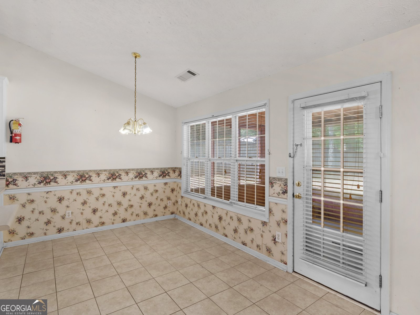 75 Pebble Drive Covington - Photo 14