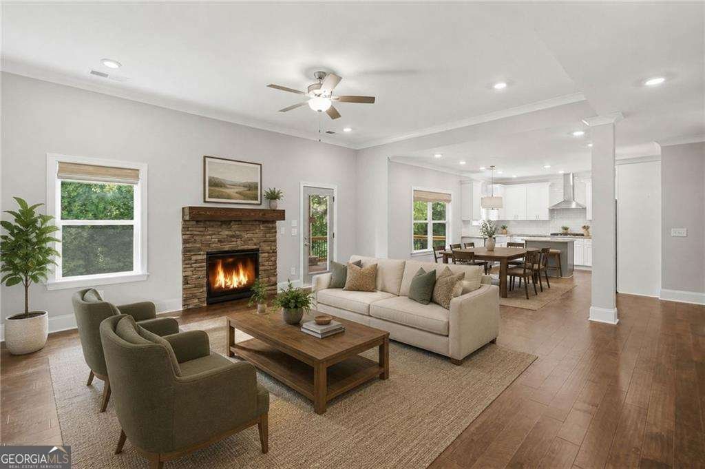 7285 Hedgerose Drive Cumming - Photo 11