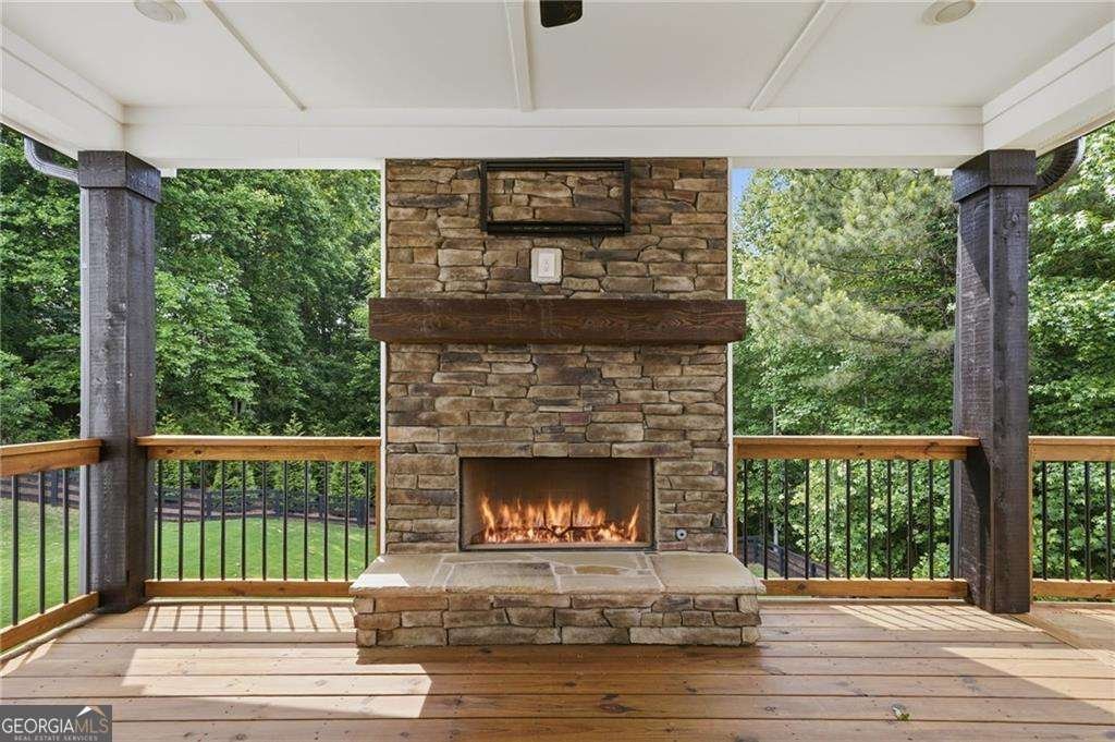 7285 Hedgerose Drive Cumming - Photo 39