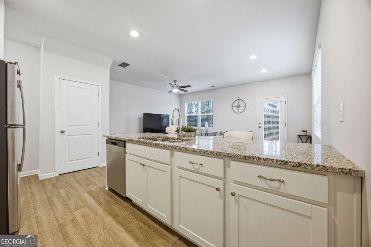 3175 Meadowstone Lane Atlanta - Photo 8