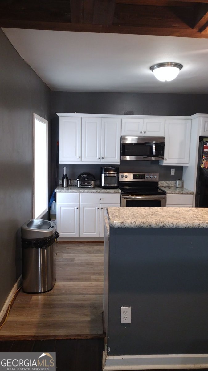 136 Hill Street Commerce - Photo 17