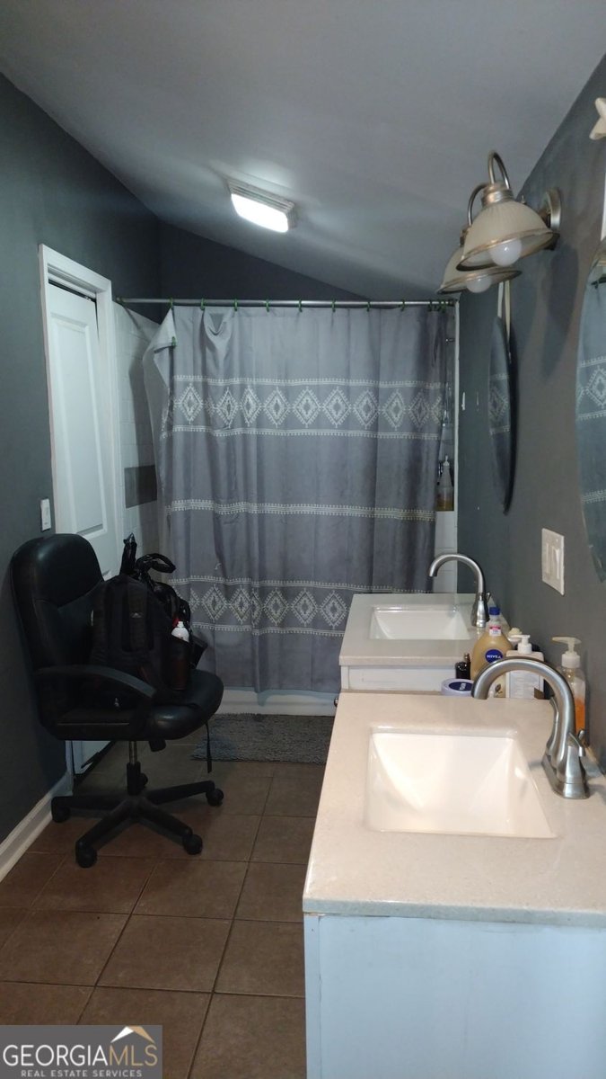 136 Hill Street Commerce - Photo 21