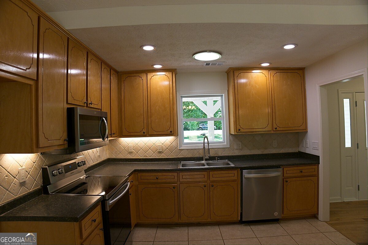 414 Buchanan Road Griffin - Photo 30