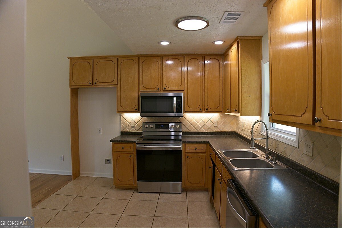 414 Buchanan Road Griffin - Photo 31