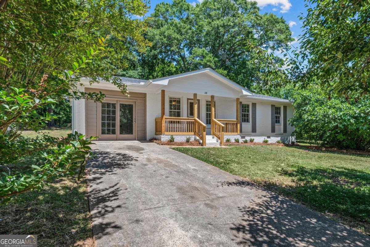 108 Winter Hill Drive Winterville - main photo