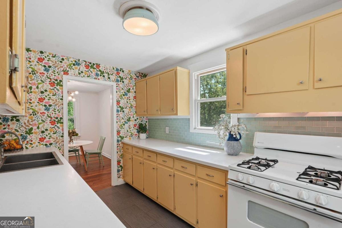 1992 Shalimar Drive Atlanta - Photo 10