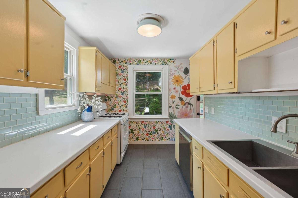 1992 Shalimar Drive Atlanta - Photo 11
