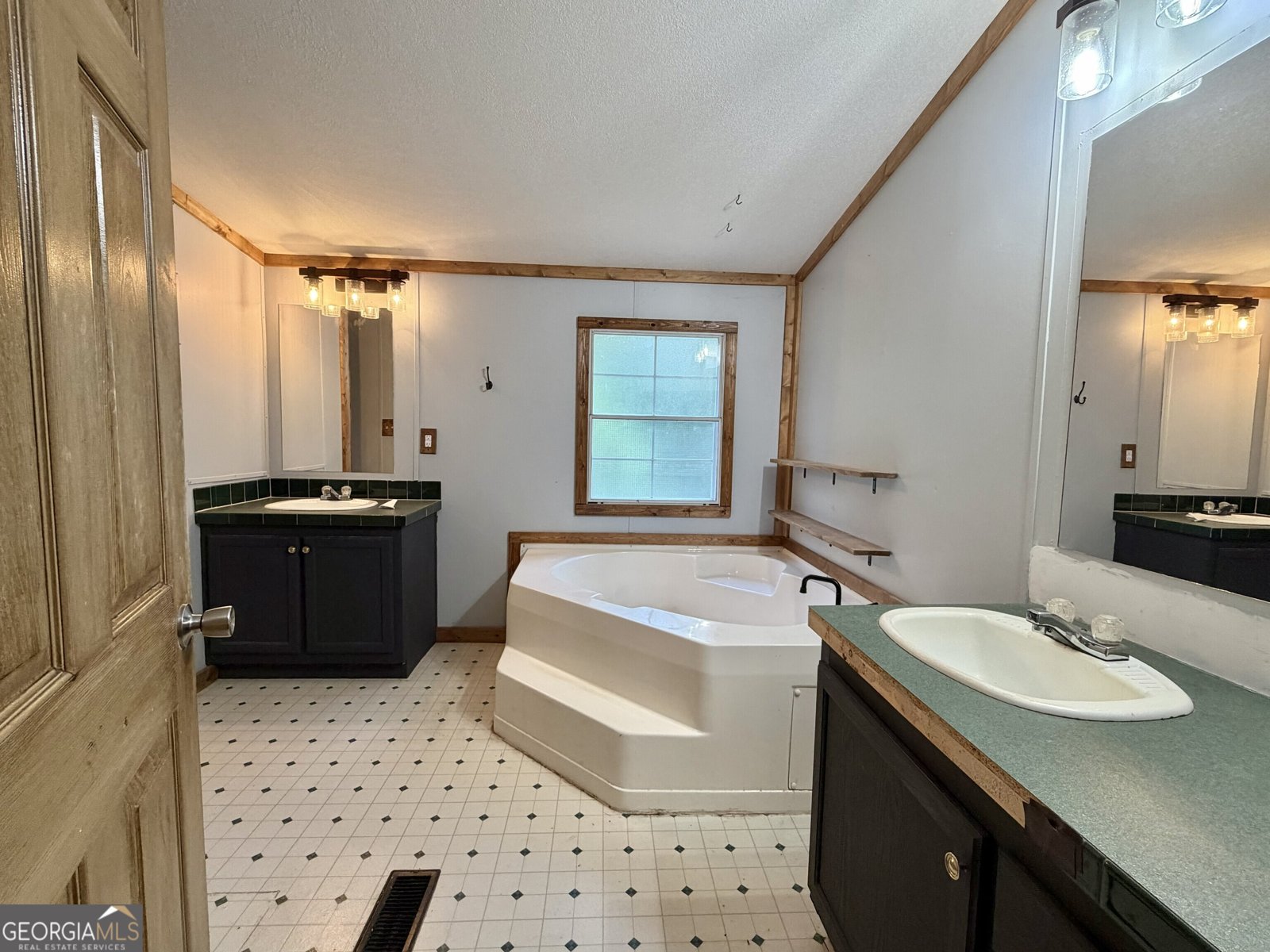325 Fern Valley Trail Clarkesville - Photo 11