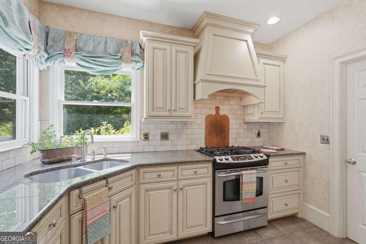 3050 Dogwood Hollow Lane Lawrenceville - Photo 21