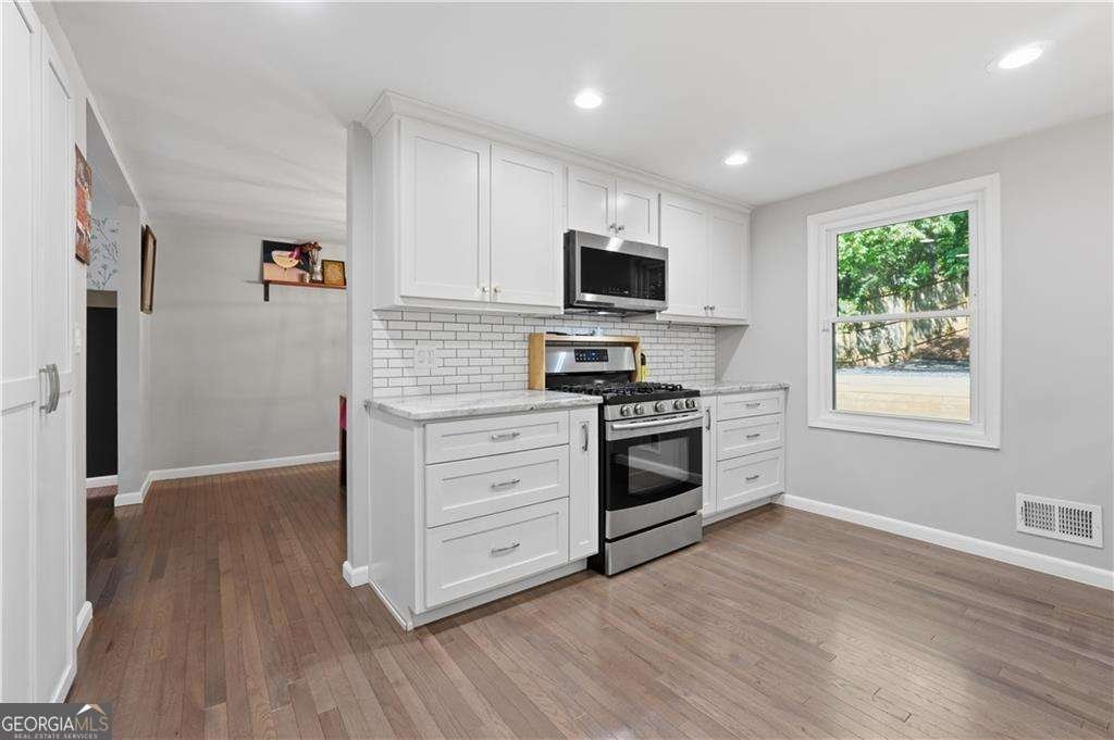 9715 Pond Circle Roswell - Photo 14