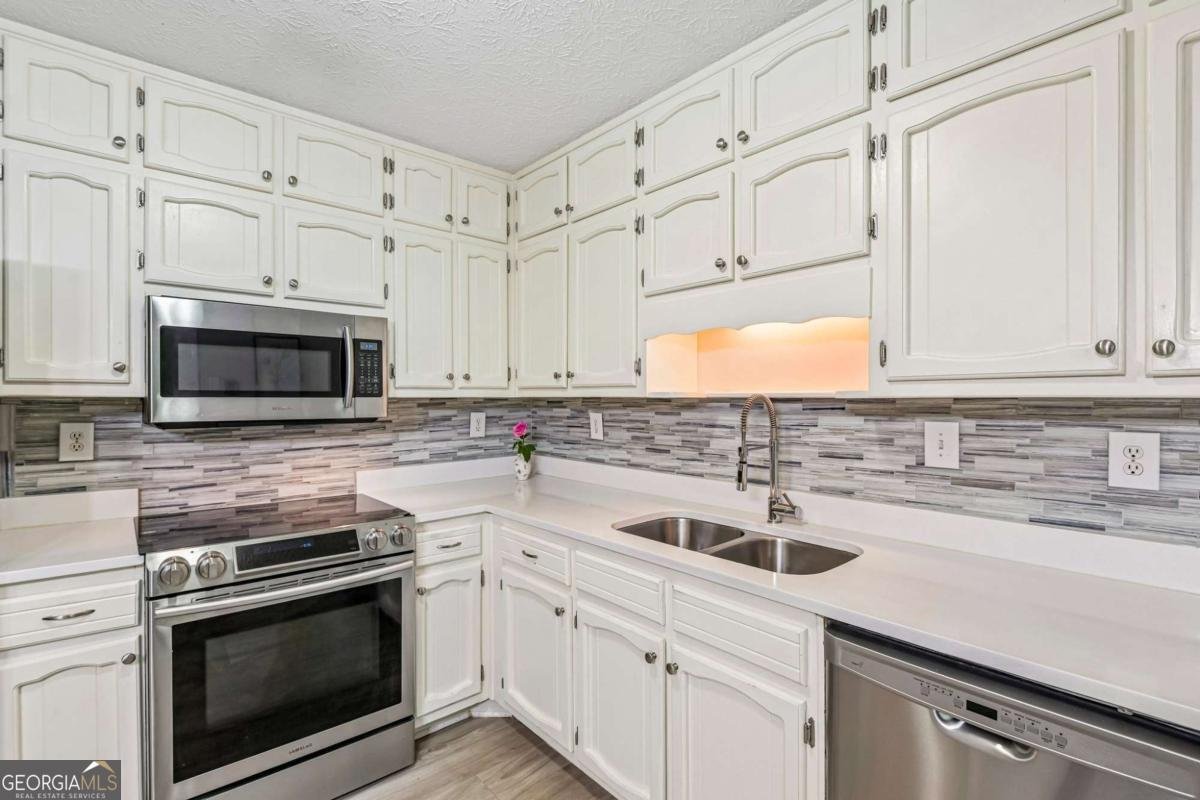 160 Deanna Court Lawrenceville - Photo 9