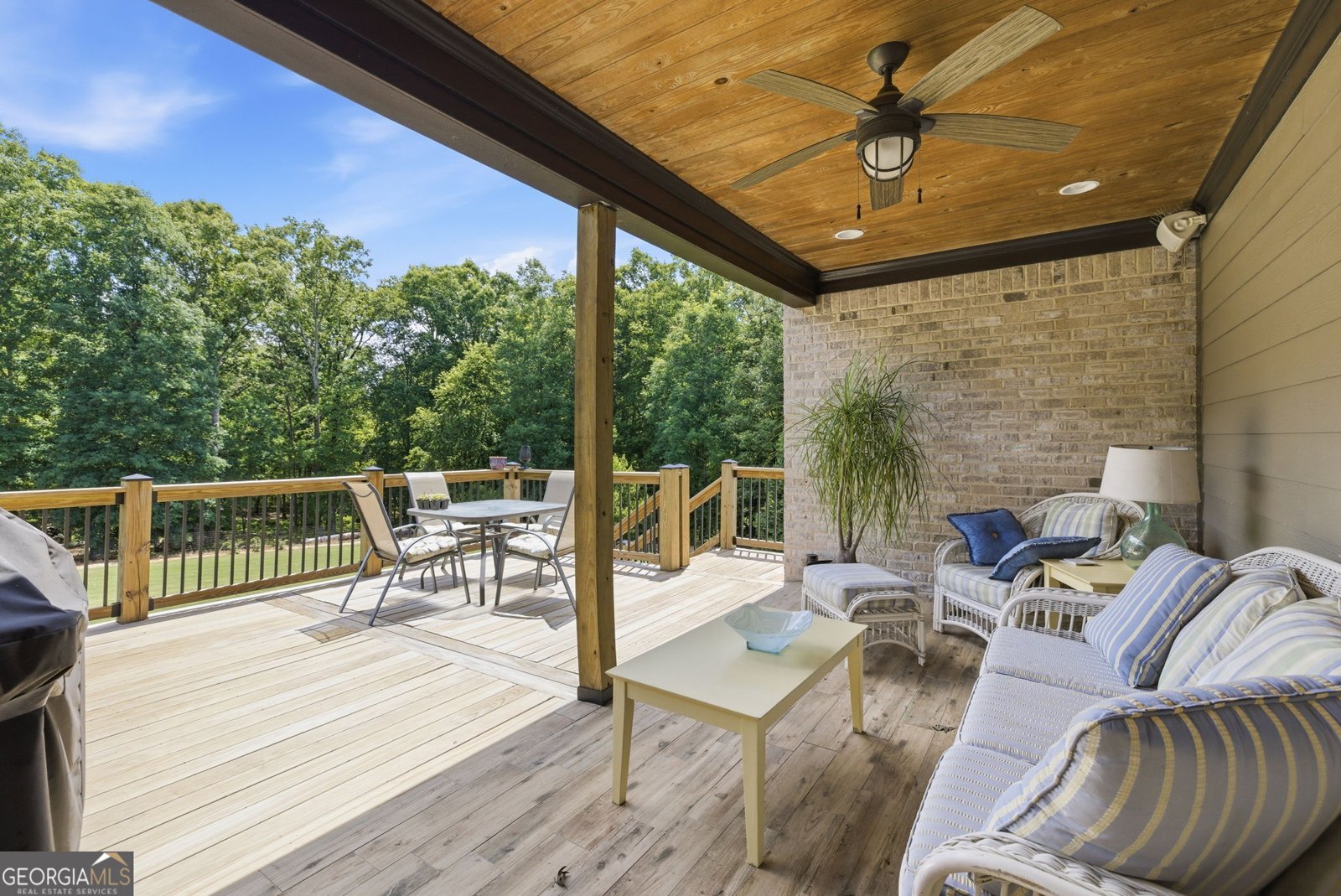 365 Stone Creek Drive Hull - Photo 16