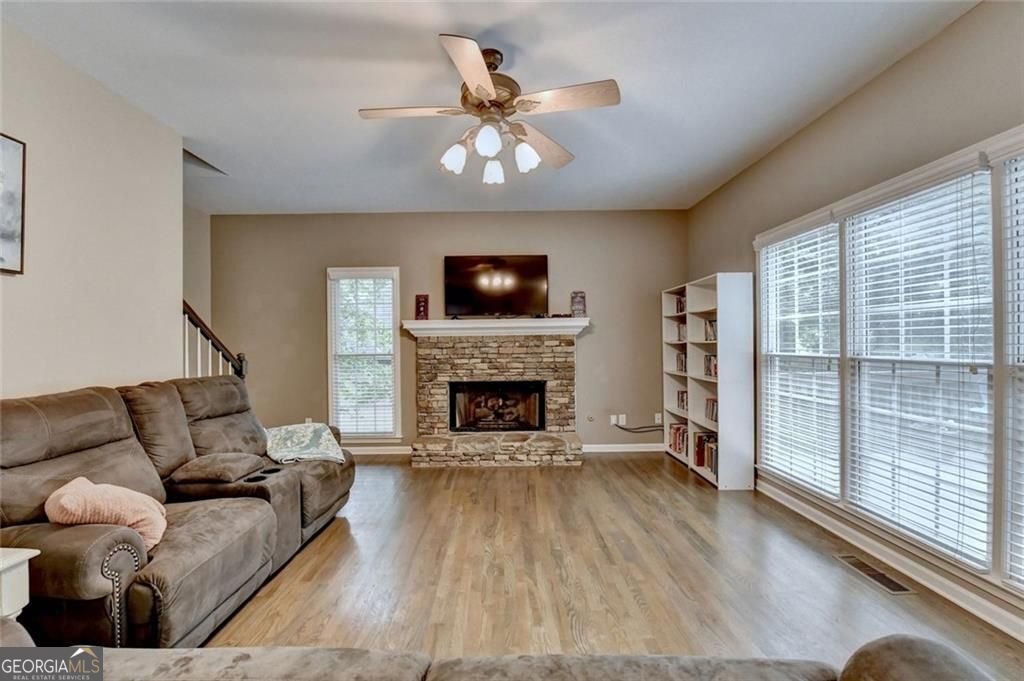 7670 Paces Lane Gainesville - Photo 13