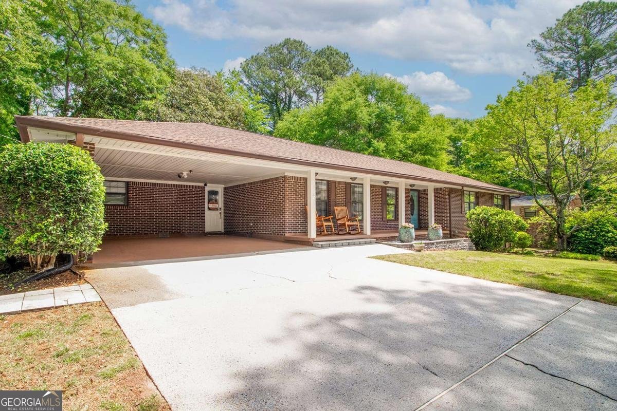 2822 Cartwright Drive Decatur - main photo