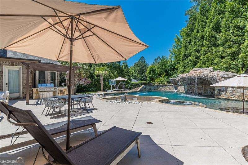 730 Glenairy Drive Sandy Springs - Photo 17