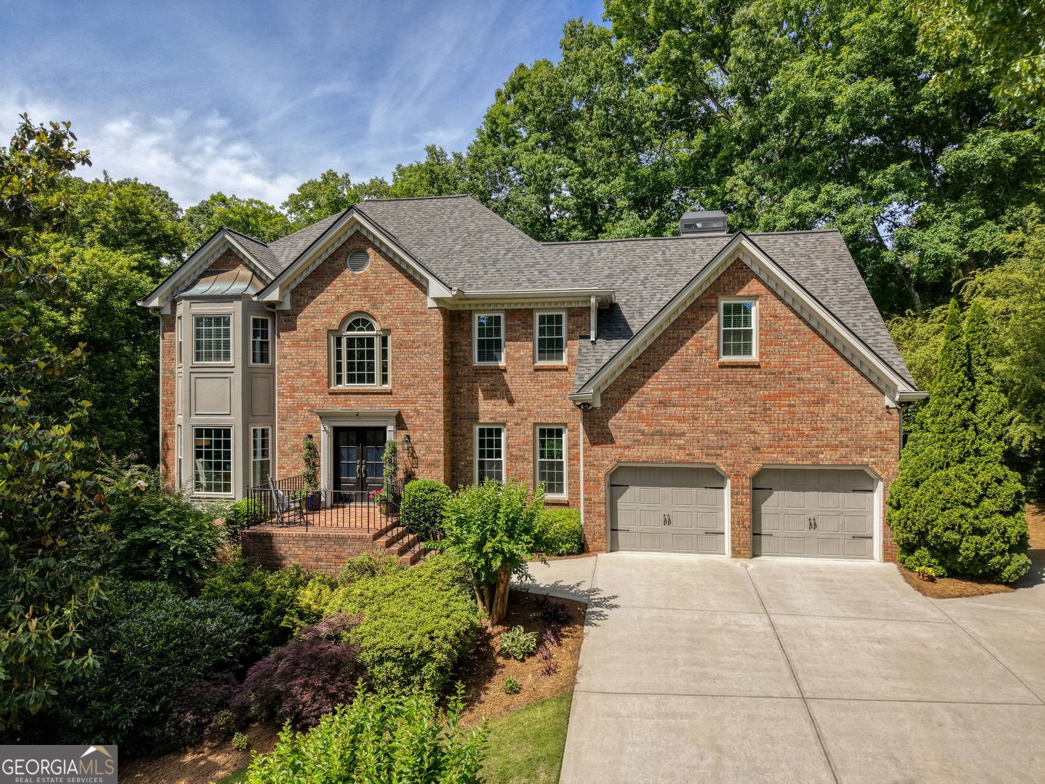 1780 Forest Pond Lane Roswell - main photo