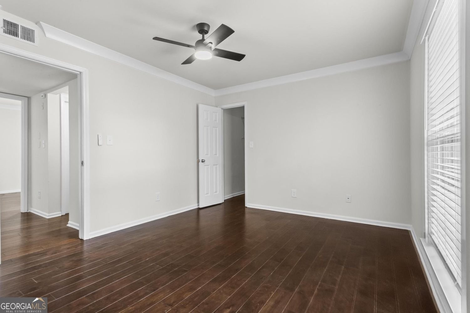 5621 Kingsport Drive Sandy Springs - Photo 15