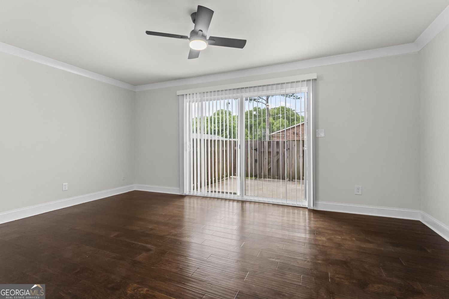 5621 Kingsport Drive Sandy Springs - Photo 6