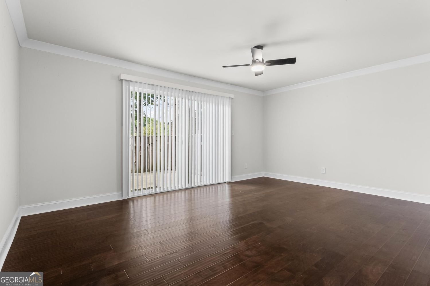 5621 Kingsport Drive Sandy Springs - Photo 7