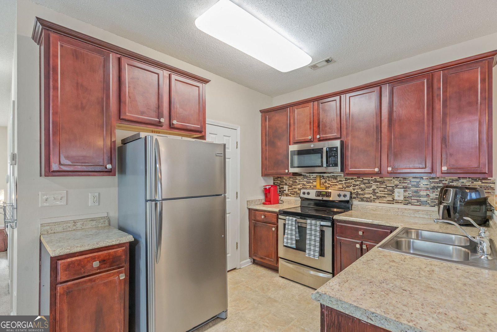 7766 Carnegie Drive Fairburn - Photo 6