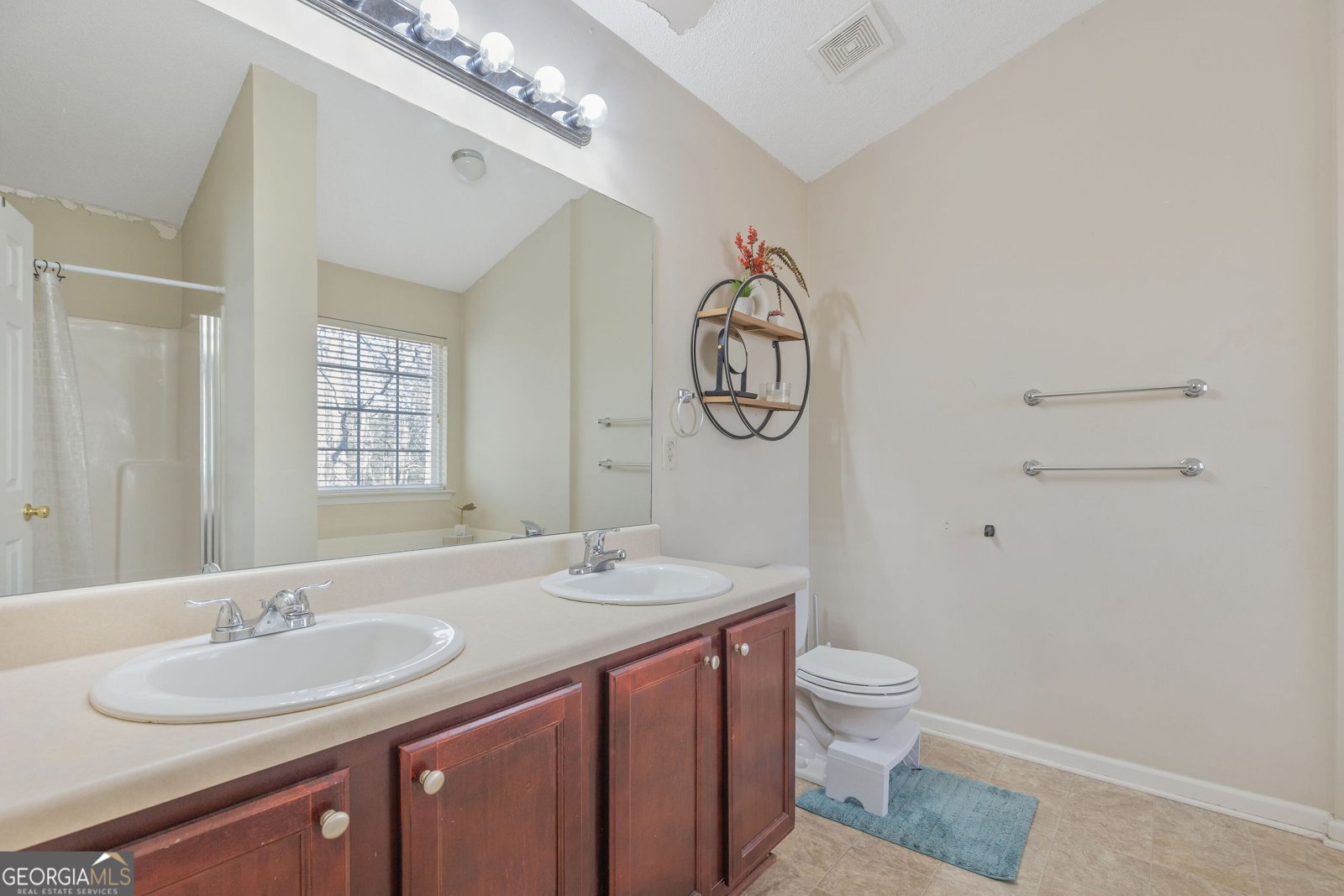 7766 Carnegie Drive Fairburn - Photo 9