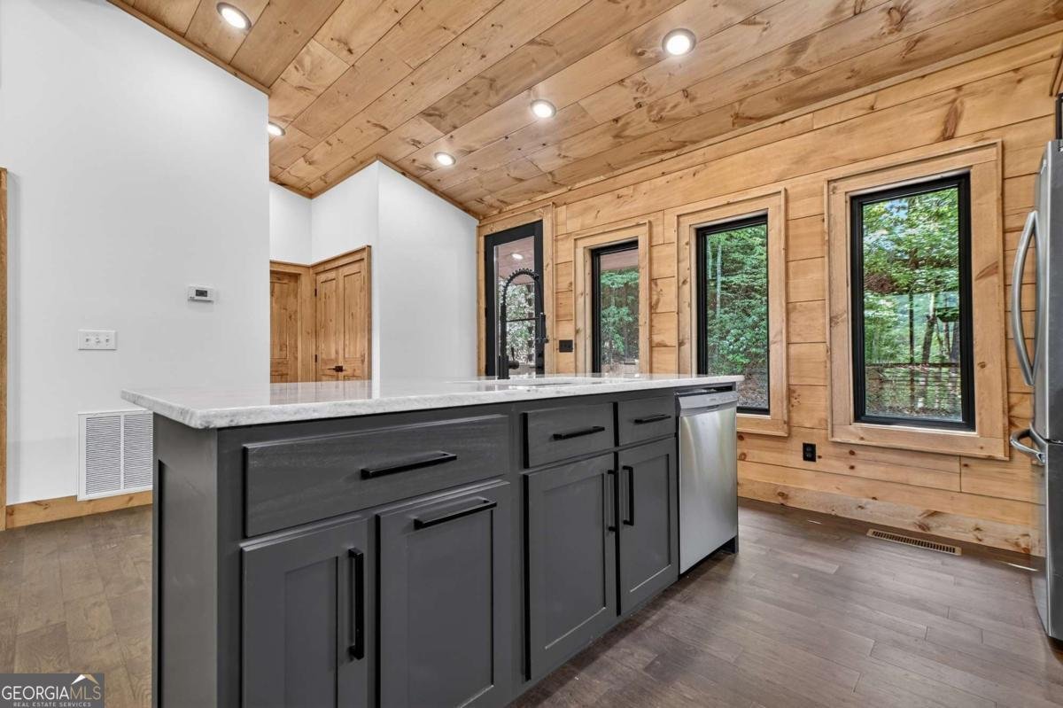 328 Crabapple Drive Blue Ridge - Photo 19