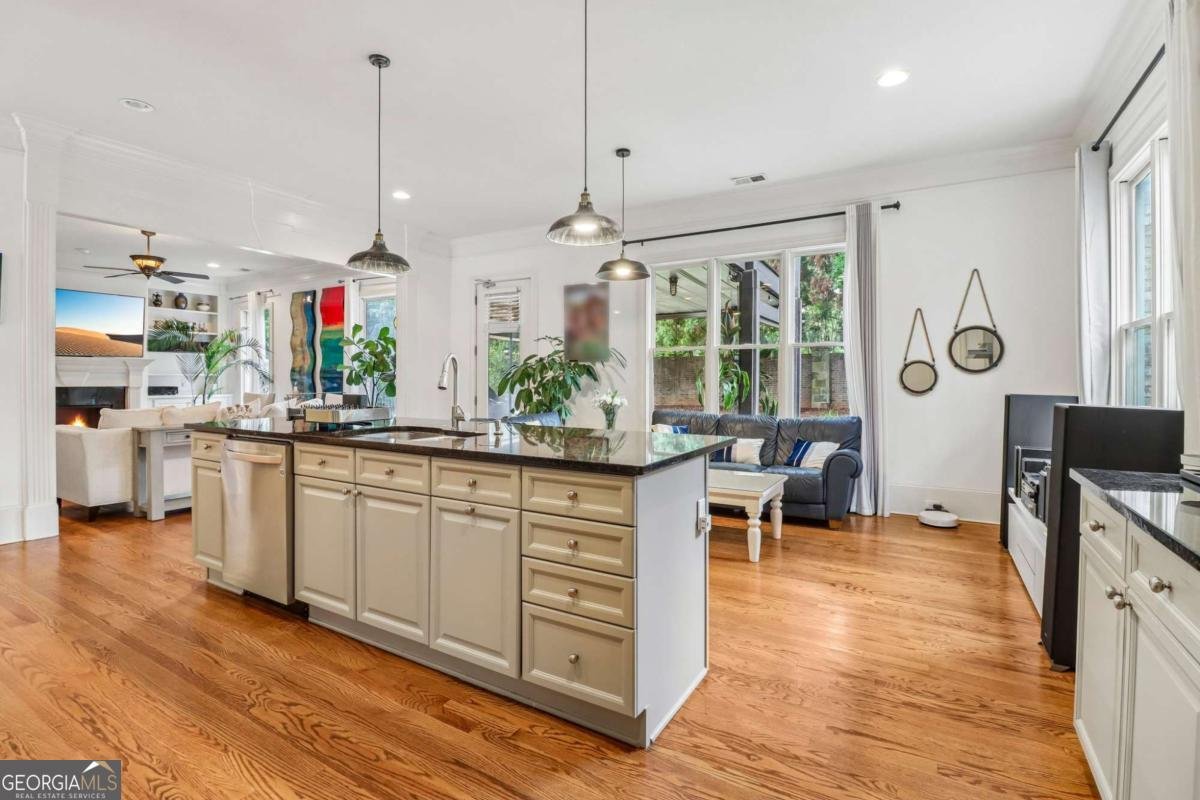 6244 Mount Vernon Oaks Drive Atlanta - Photo 12