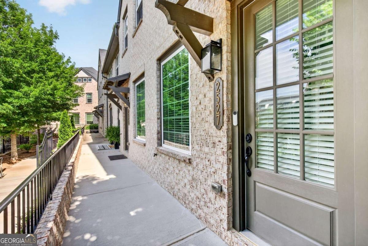 2527 Figaro Drive Atlanta - Photo 6