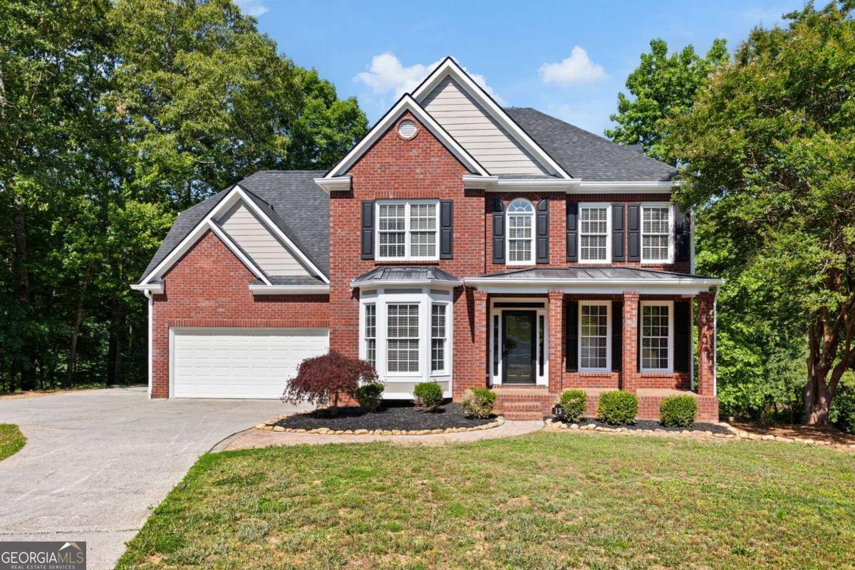 13 Royal Lake Drive Cartersville - main photo