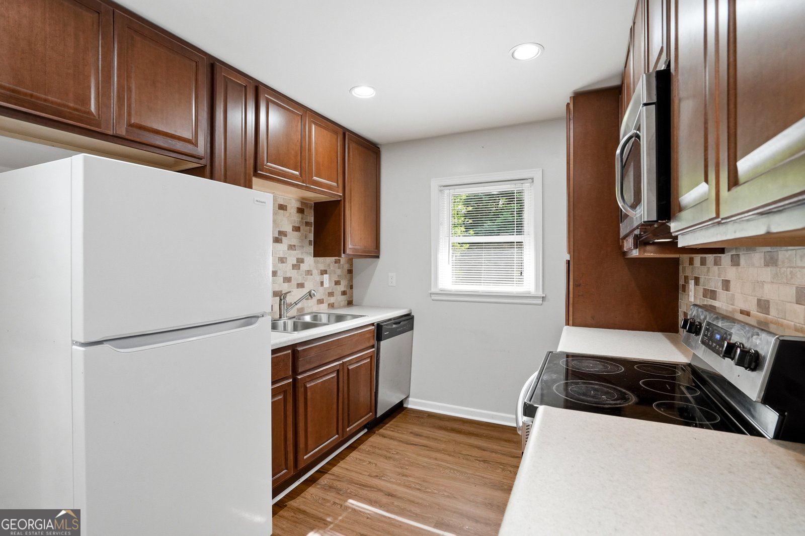 243 Myrtle Street Winder - Photo 10