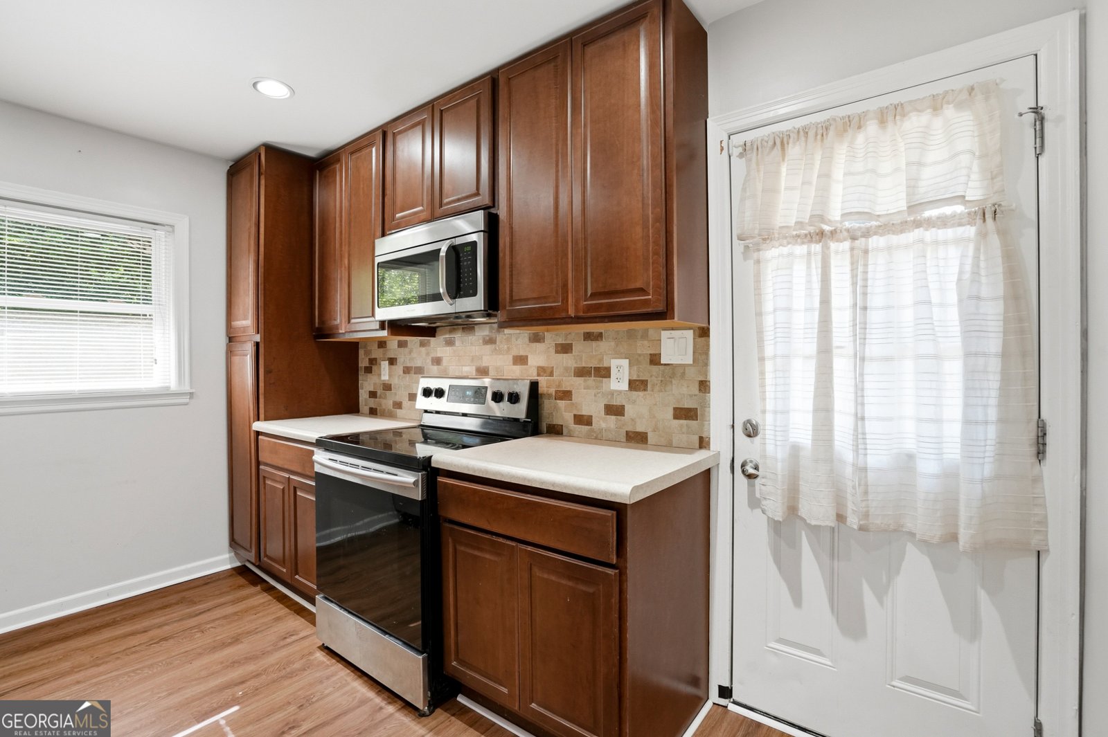243 Myrtle Street Winder - Photo 13