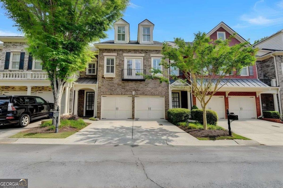 7472 Portbury Park Lane Suwanee - main photo