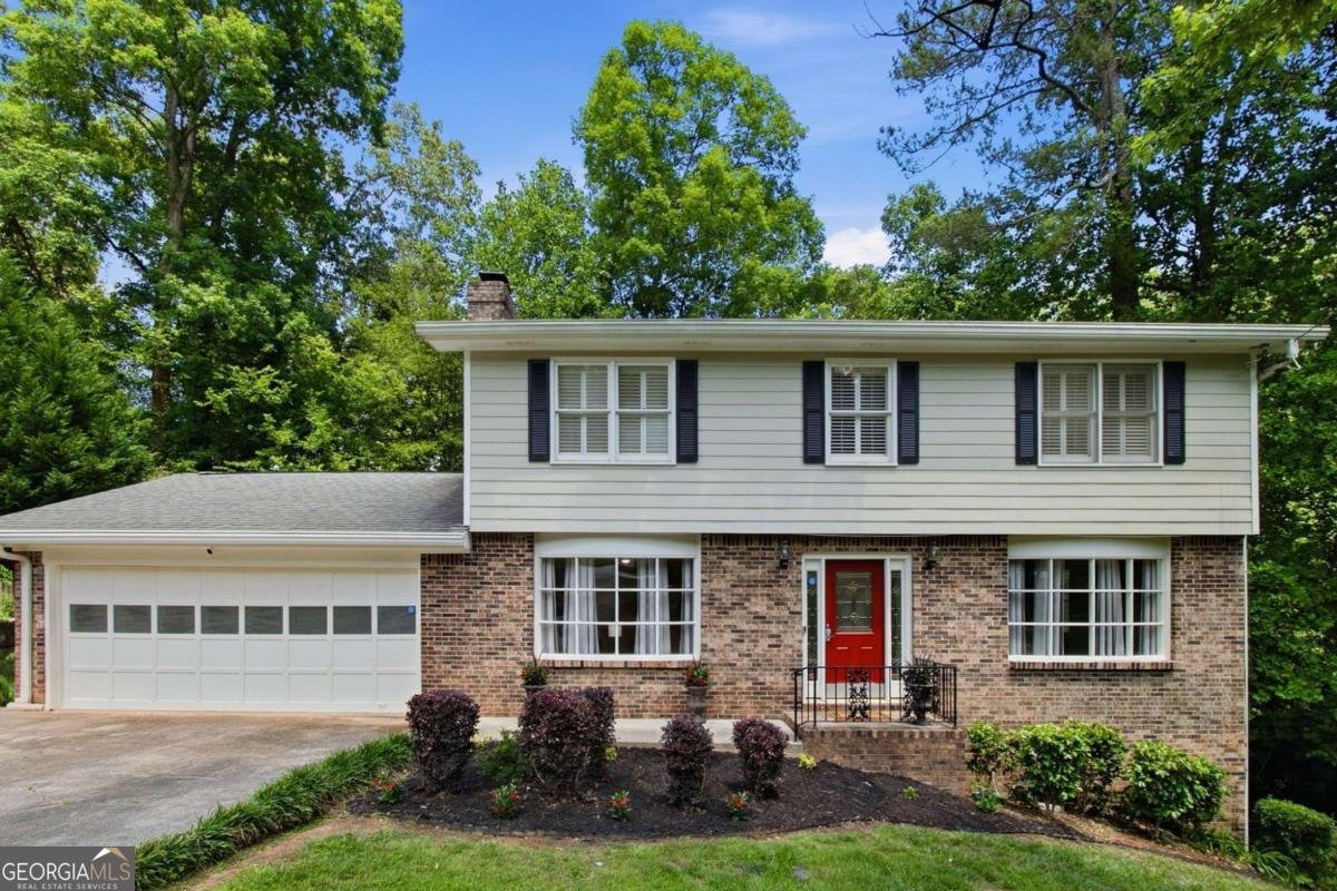 2590 Bentbrook Court Atlanta - main photo