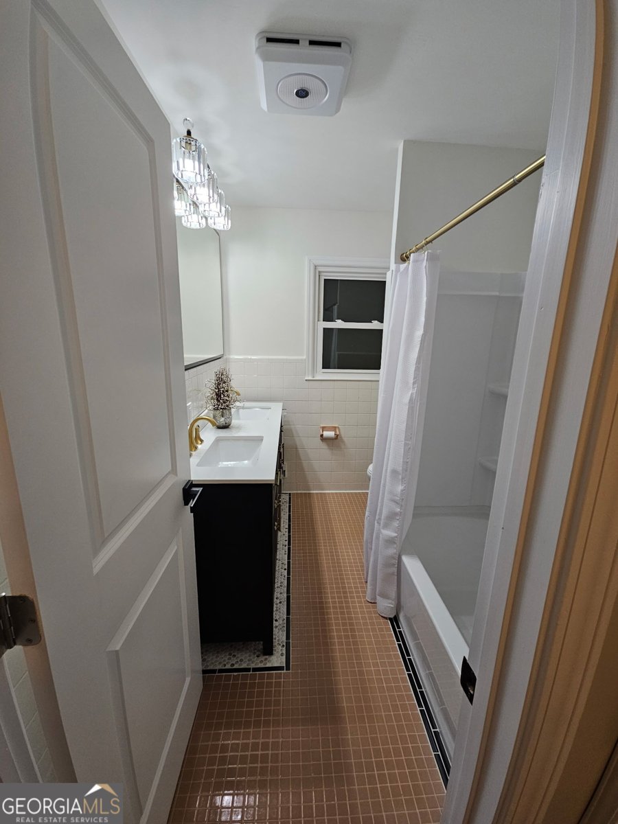 3248 Hilltop Circle Gainesville - Photo 13