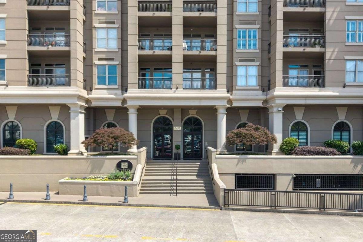 3334 Peachtree Road Atlanta - main photo