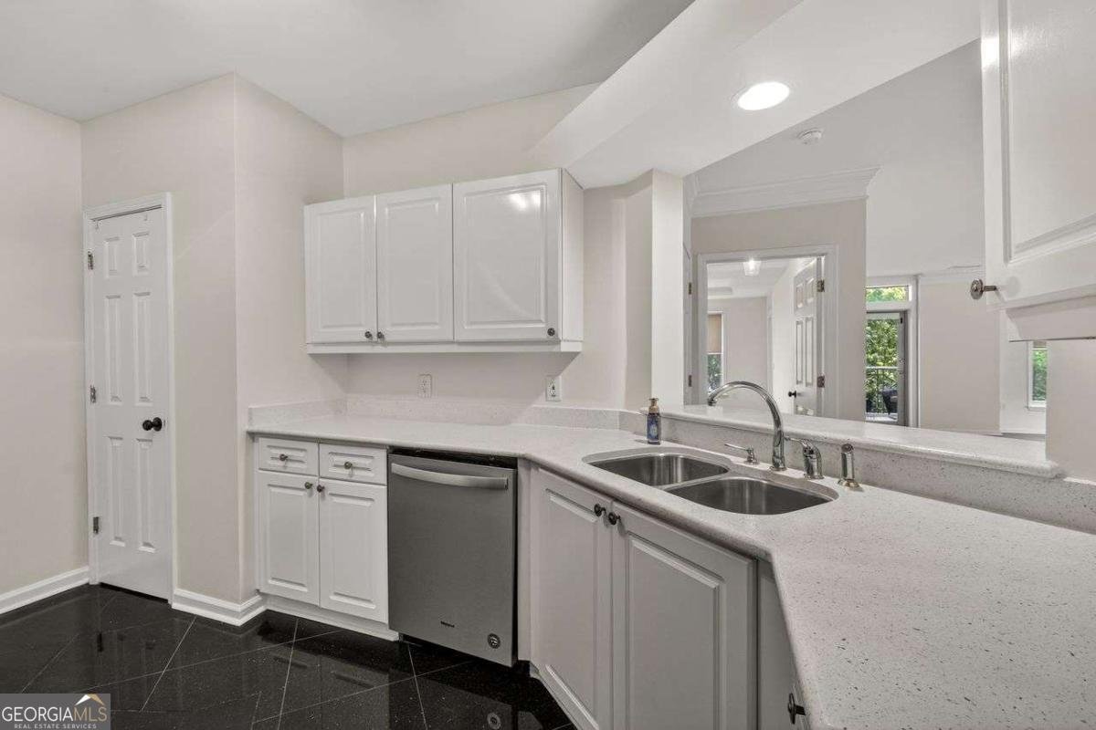 3334 Peachtree Road Atlanta - Photo 14