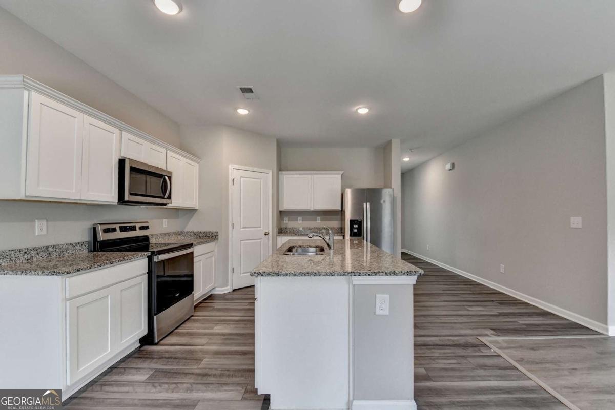 74 Mccall Way Monroe - Photo 8
