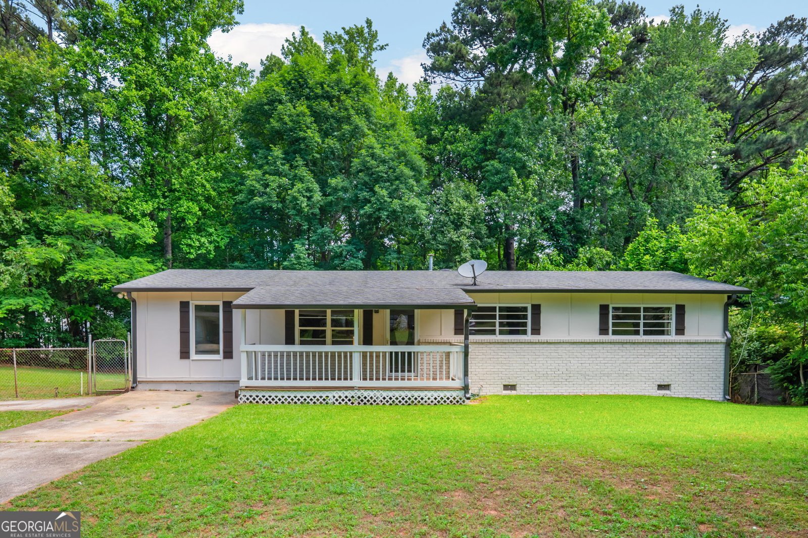 1201 Willow Court Kennesaw - main photo